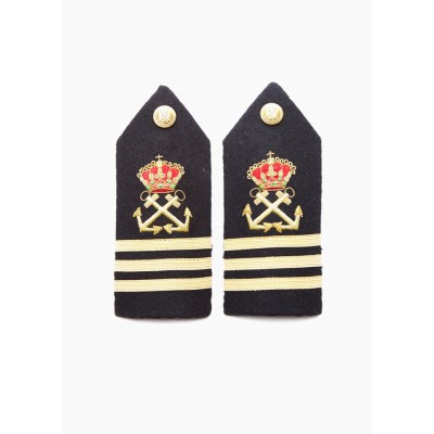 CAPITAN DE YATE