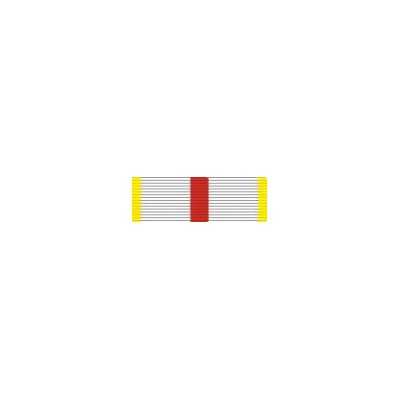 Cruz del Merito Militar distintivo amarillo