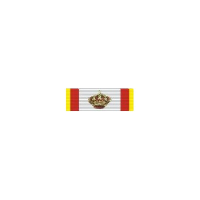 Gran Cruz del Merito Aeronautico distintivo amarillo