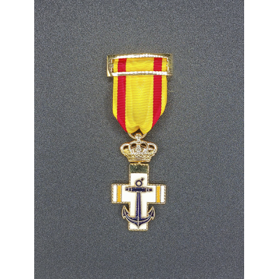 Cruz al merito Naval distintivo amarillo